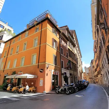 Unique Navona